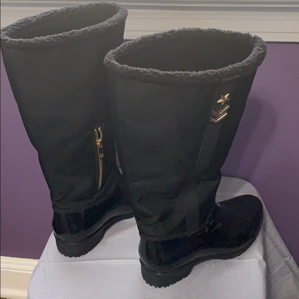 Tommy Hilfiger Rain Boots 🌂☔️ - Picture 4 of 11